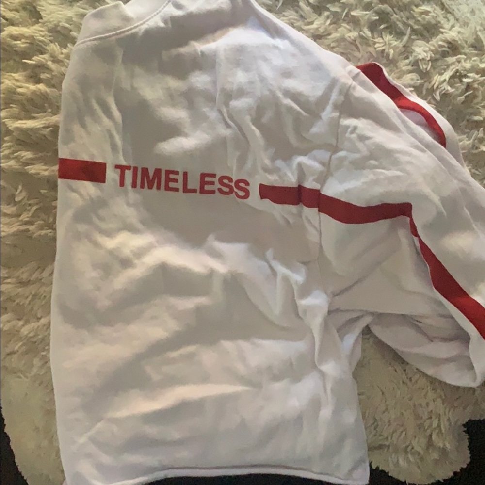 Cropped long sleeve